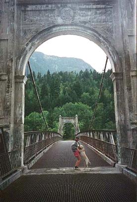 Mel and Lucky at Alexandra Bridge