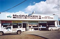 McCracken's - BBB - 22apr99 - JPEG image 200x131 Decoded (bytes):41518 opening to JPEG image 611x400 Decoded(bytes):100766