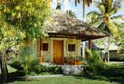 Bungalow in the beautiful gardens, Tuban beach - Katika Plaza Beach Hotel. GIF image 178x121 Decoded (bytes):23725 opening to JPEG image 447x304 pixels Decoded size(bytes):34456